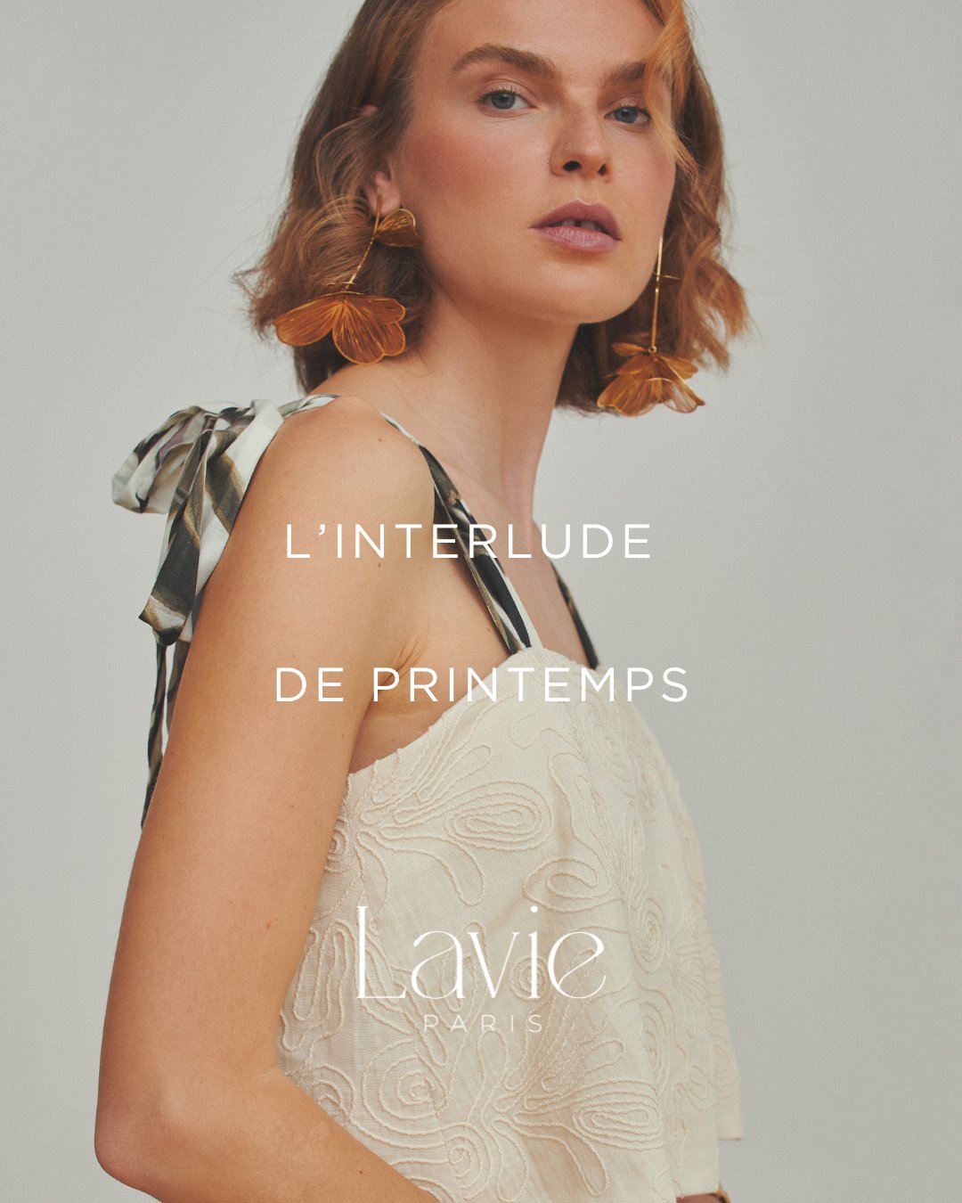 Capsule printanière élégante et légère, composée de pièces confortables et raffinées pour les journées ensoleillées de mi-saison